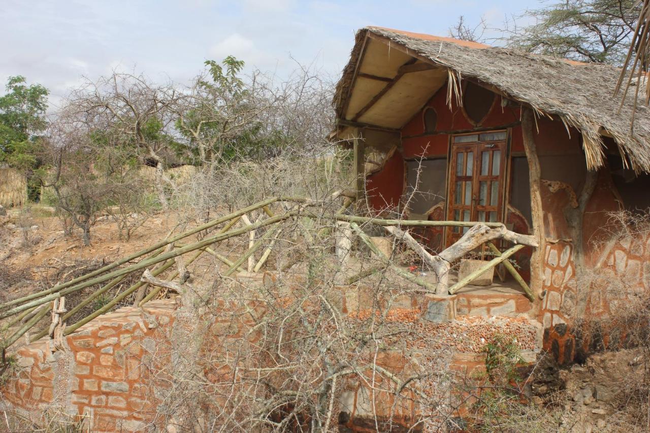 Villa Lion'S Cave Camp, Samburu à Archers Post Extérieur photo