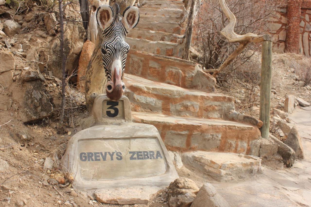 Villa Lion'S Cave Camp, Samburu à Archers Post Extérieur photo